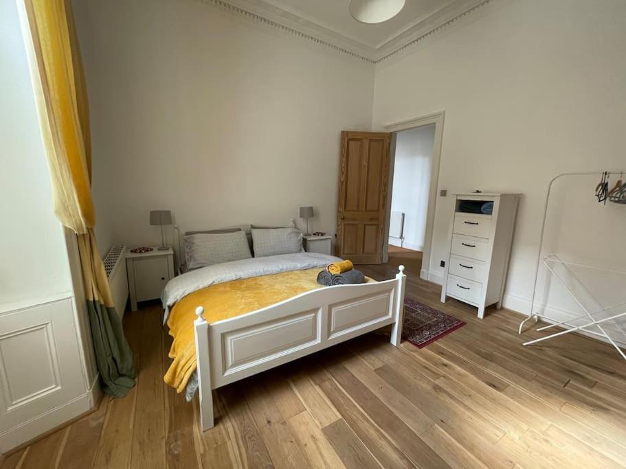 Stunning West End Flat! Apartment Glasgow Bagian luar foto