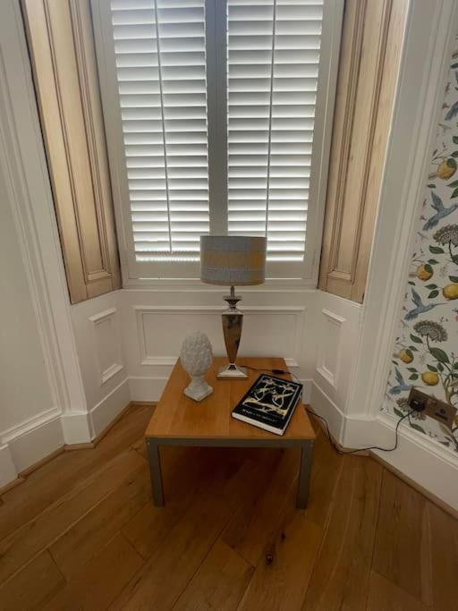 Stunning West End Flat! Apartment Glasgow Bagian luar foto