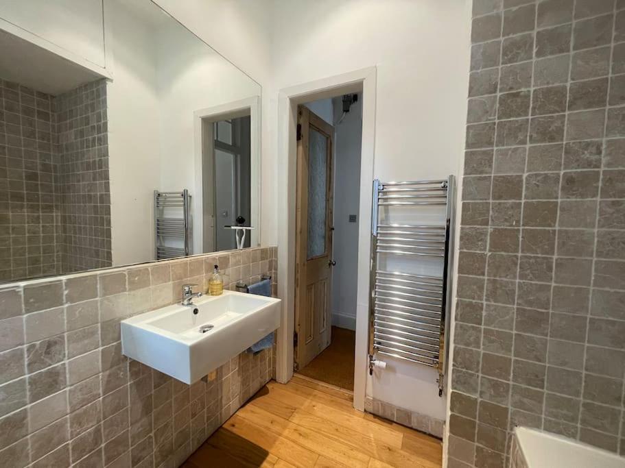 Stunning West End Flat! Apartment Glasgow Bagian luar foto